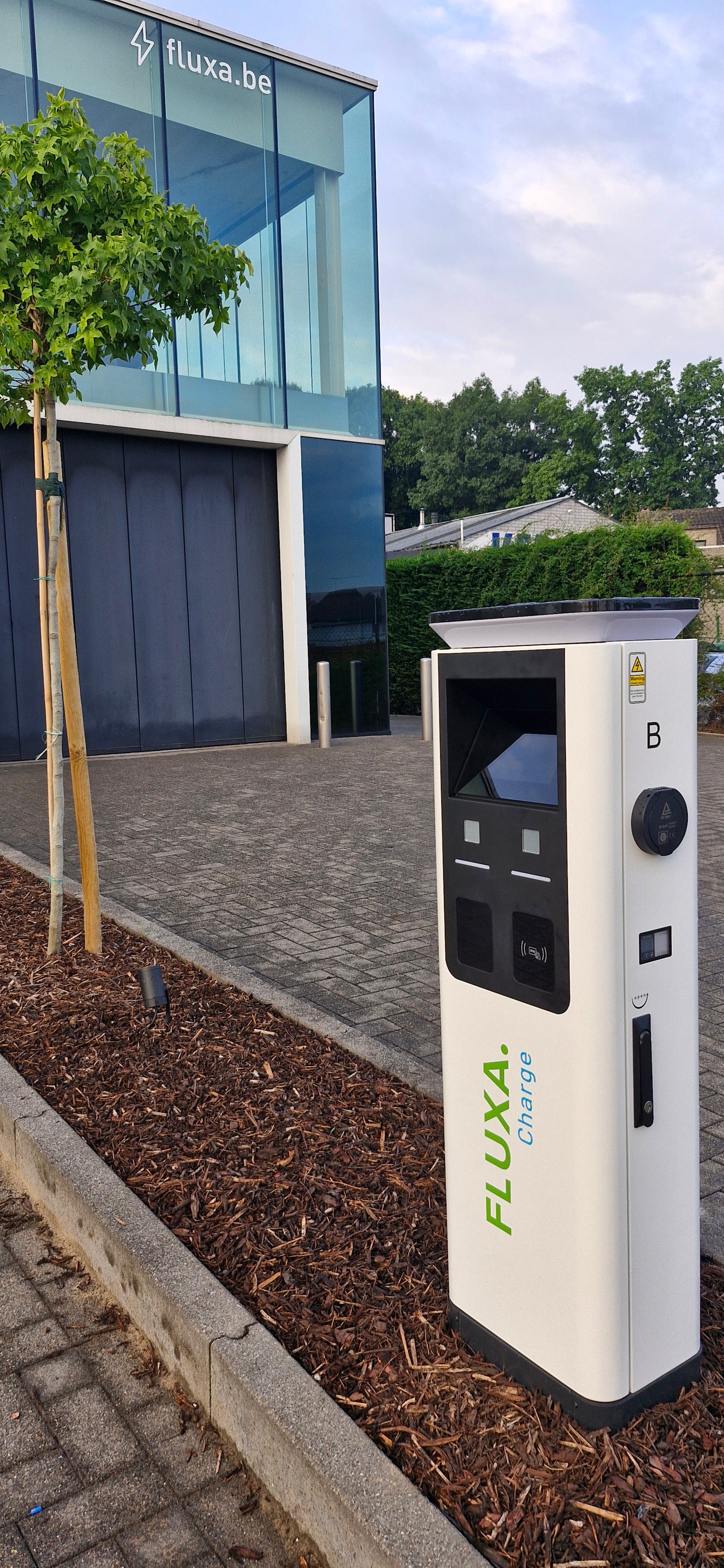 Ejornee slimme laadpaal – 2 × 22 kW | LCD & RFID - Betaalterminal
