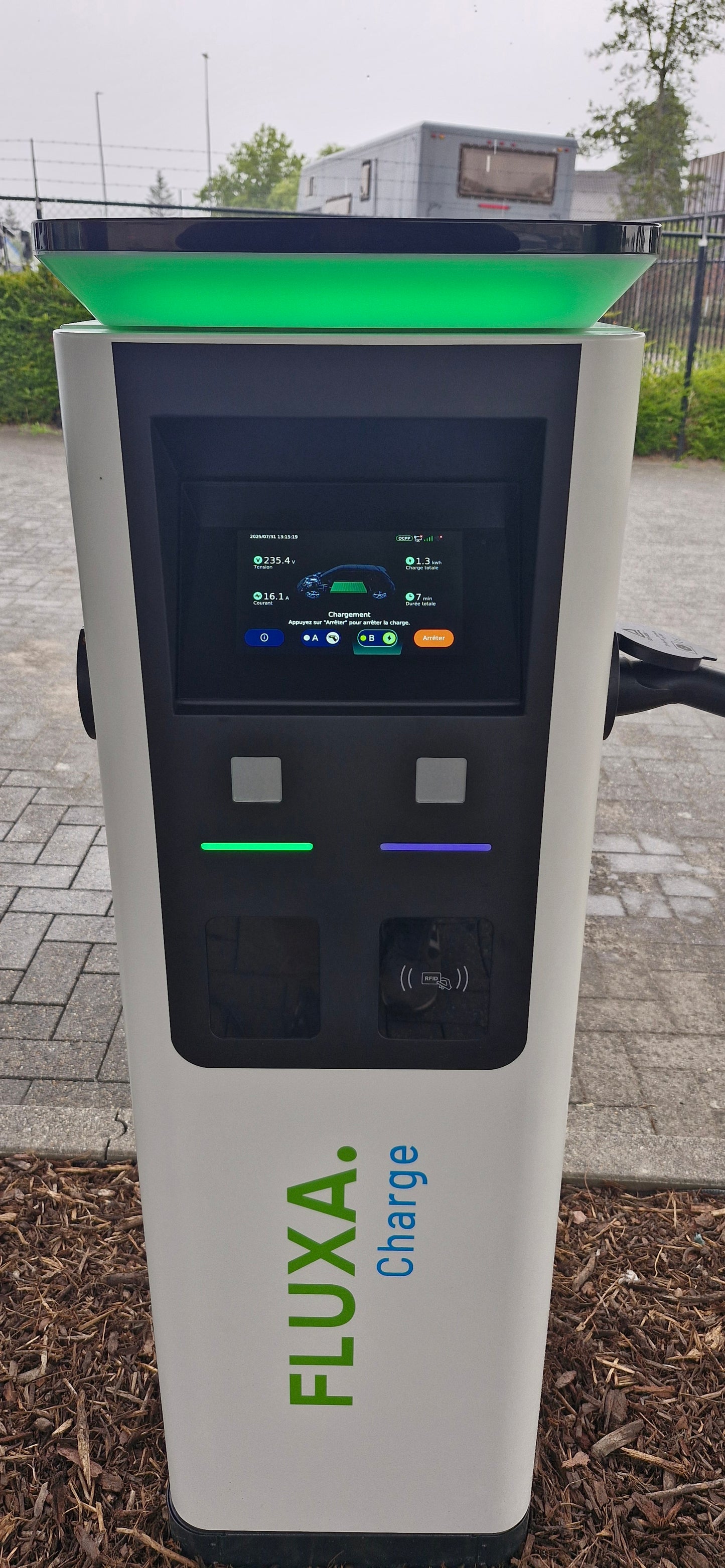 Ejornee slimme laadpaal – 2 × 22 kW | LCD & RFID - Betaalterminal